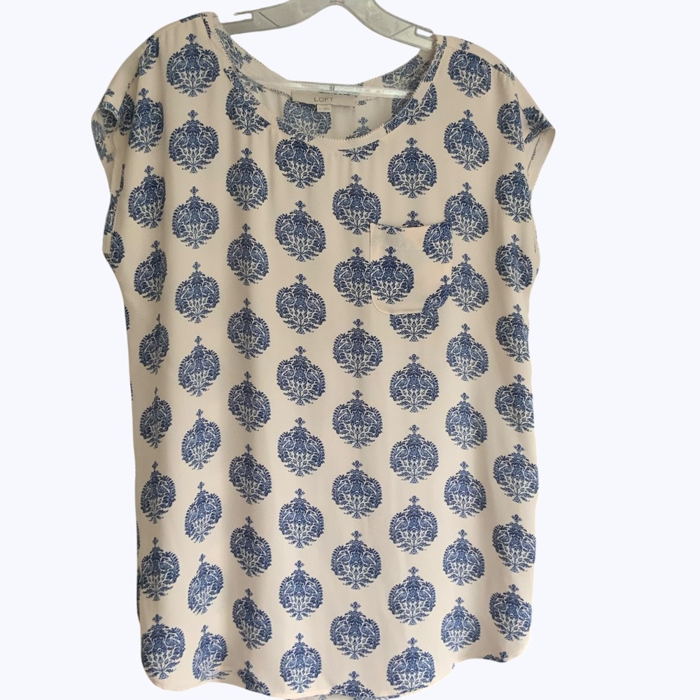 LOFT Damask Block Print Cap Sleeve Pull On Blouse Cream Blue NWOT SZ S